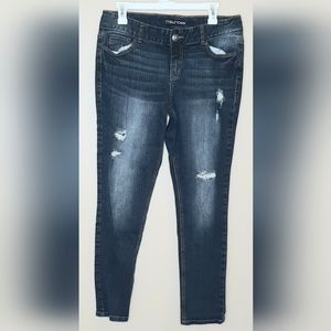 Maurices Women's Jeans sz 7/8 Dark wash, Cotton stretch A4111322